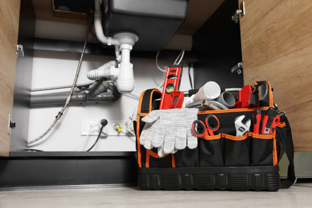 Best Faucet Repair  in Okauchee Lake, WI